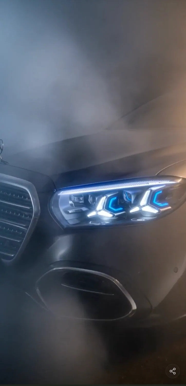 Mercedes-Benz Story